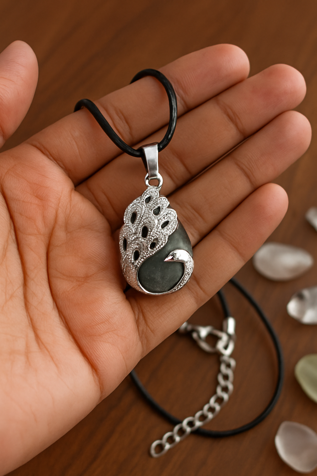 LABORADITE IN GERMAN SILVER