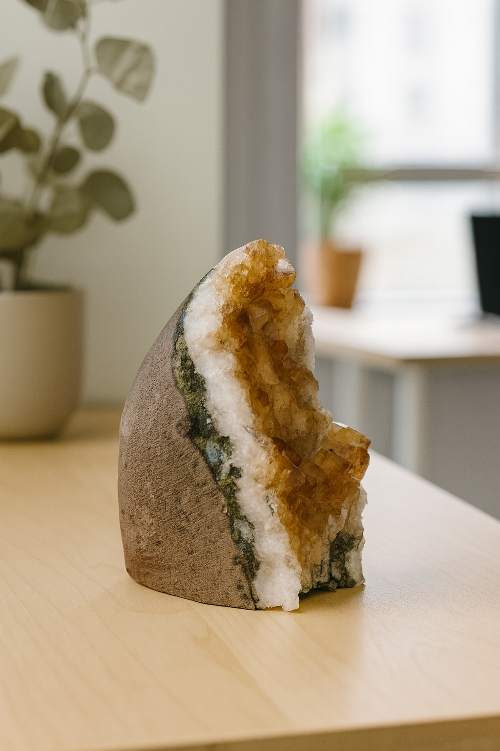 CITRINE CLUSTER STONE