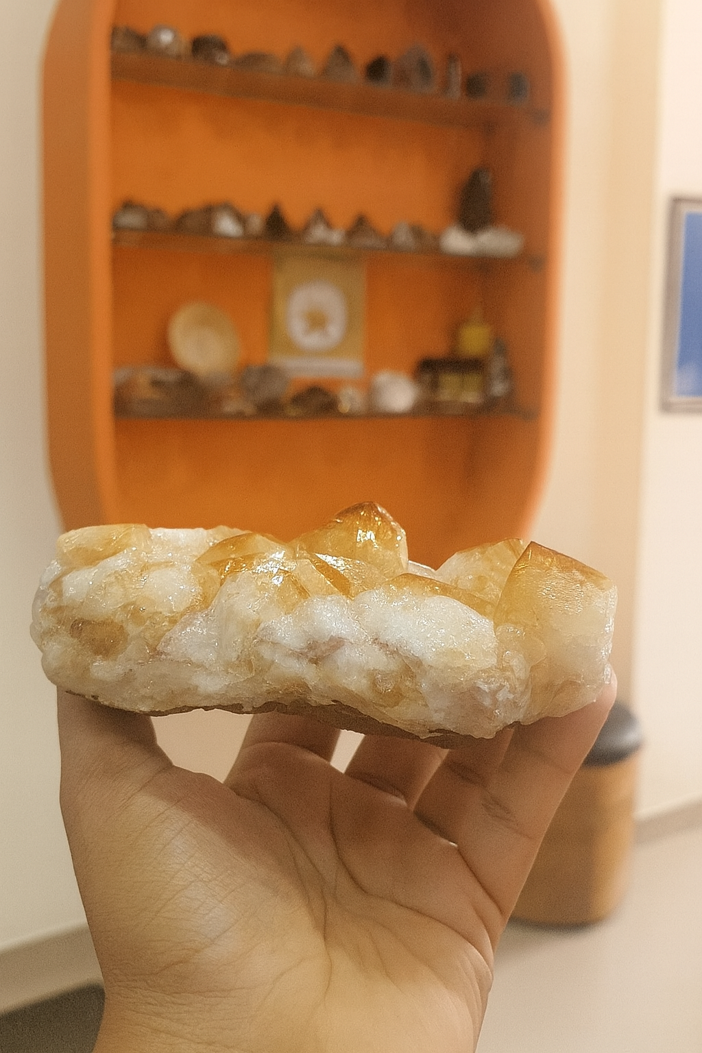 CITRINE CLUSTER STONE