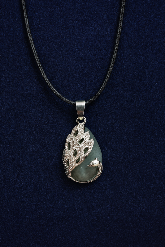 LABORADITE IN GERMAN SILVER