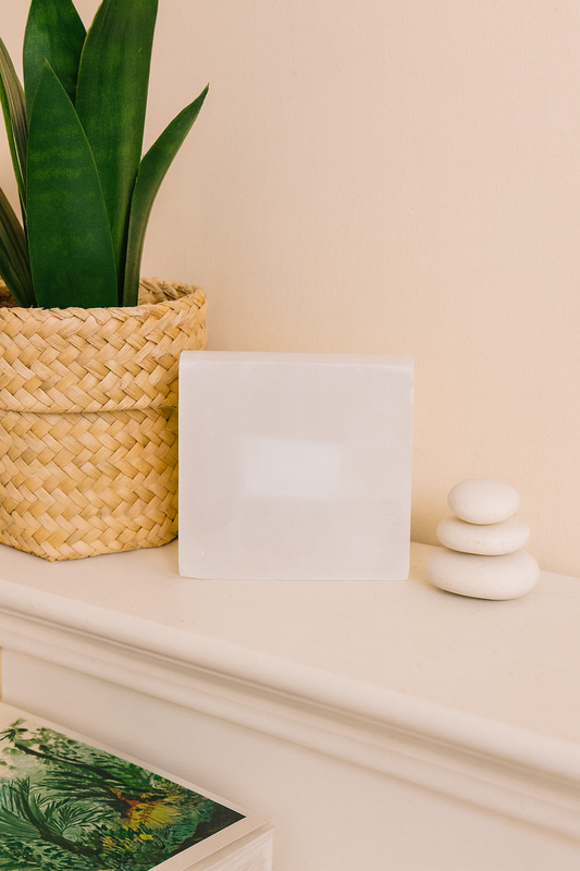 SELENITE PLATE PLANE SMALL SQUARE