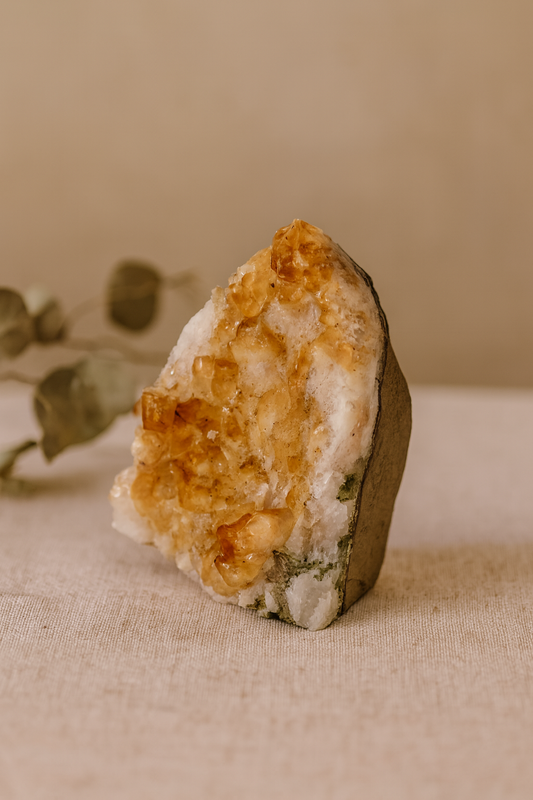 CITRINE CLUSTER STONE