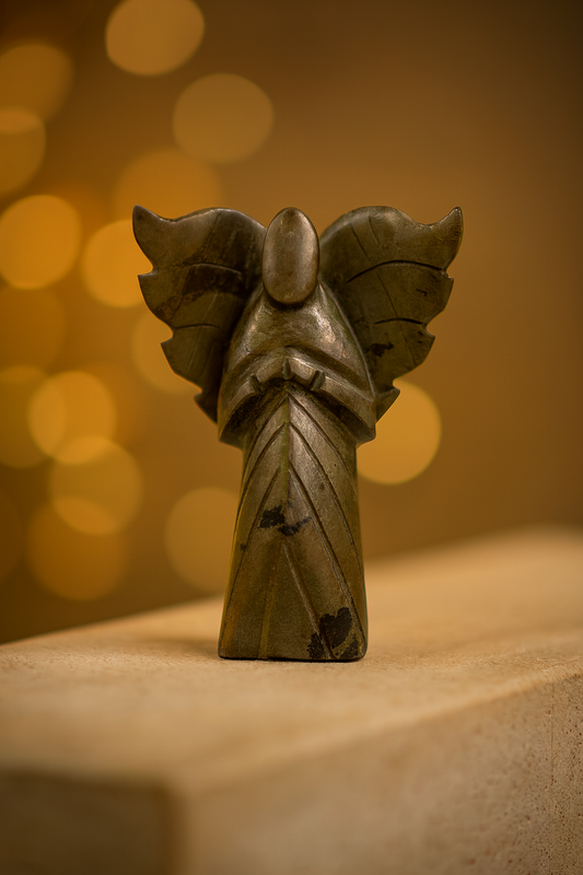GOLDEN PYRITE ANGLE