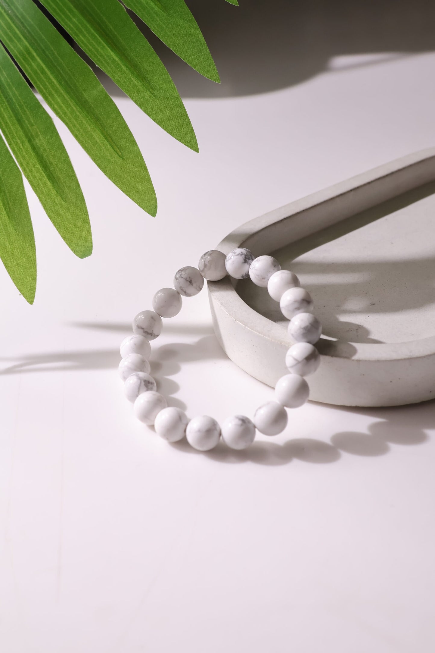 Natural Howlite Bracelet – Stress Relief, Emotional Balance & Calm Mind Crystal Bracelet